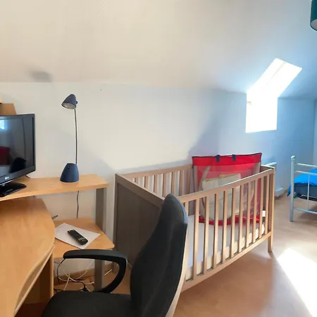 Maison Verdoyante Avec Piscine, 5 Min Du Mans - Fr-1-410-443 Bed and breakfast La Chapelle-Saint-Aubin